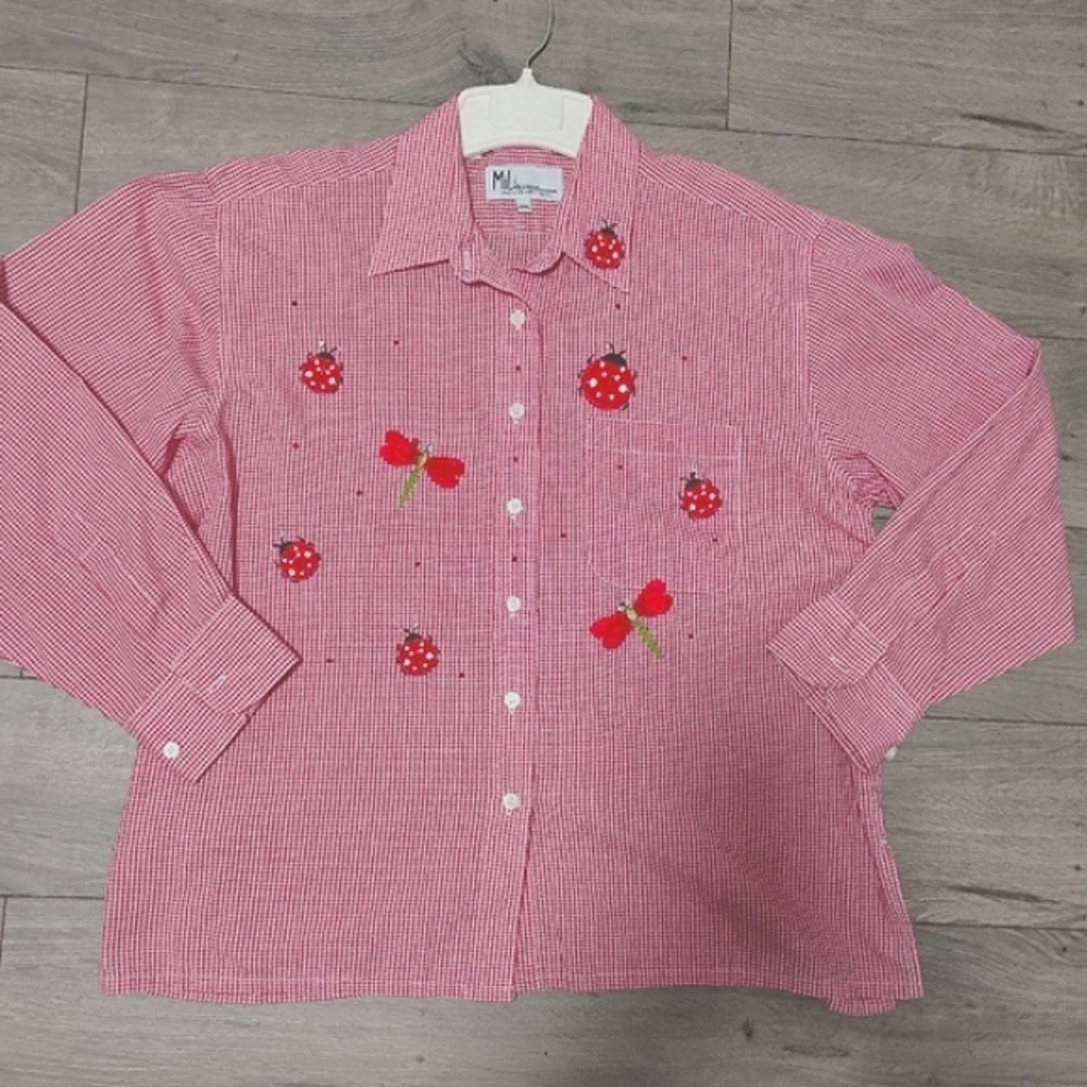 Women's Gingham Ladybugs Dragonflies Embroidered Button Down Vintage Shirt MP